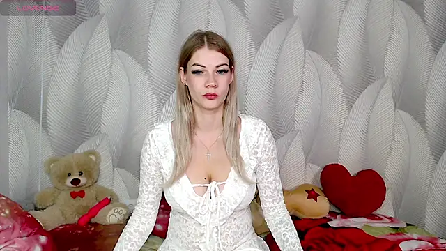 xAliceGoldx online show from 10.03.25
