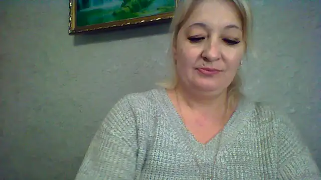 Snapshot of ArielXLoveresss chatting on 03.31.26 ArielXLoveresss online show from 03.31.26