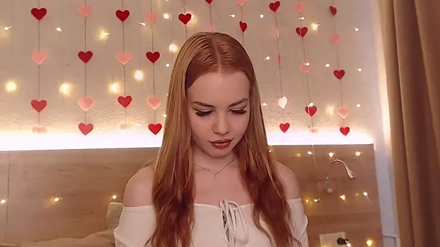 Snapshot of IvyAngel chatting on 04.04.26 IvyAngel online show from 04.04.26