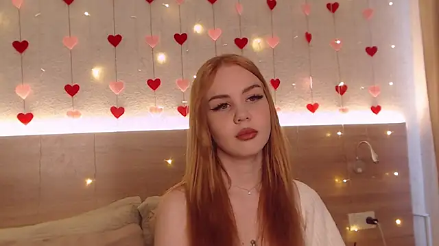 Snapshot of IvyAngel chatting on 04.10.26 IvyAngel online show from 04.10.26