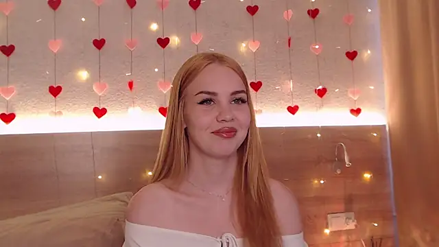 Snapshot of IvyAngel chatting on 05.27.26 IvyAngel online show from 05.27.26