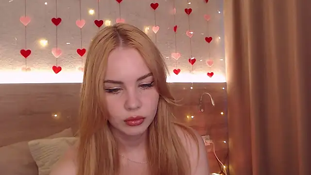 Snapshot of IvyAngel chatting on 05.31.26 IvyAngel online show from 05.31.26