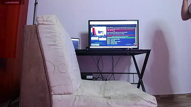 Snapshot of thaliana_moon chatting on 02.22.25 thaliana moon online show from 02.22.25