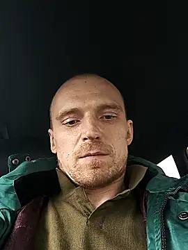 Snapshot of great_feeling chatting on 02.24.25 great feeling online show from 02.24.25