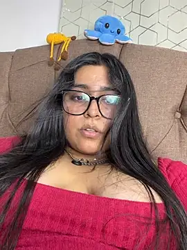 Snapshot of virginbrunette99 chatting on 06.04.26 virginbrunette99 online show from 06.04.26