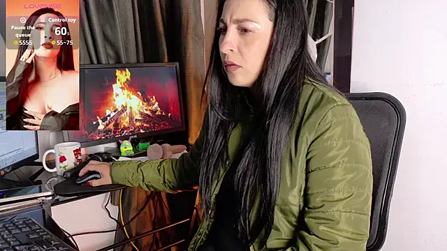 Snapshot of Bella_williamss_ chatting on 04.18.26 Bella williamss online show from 04.18.26
