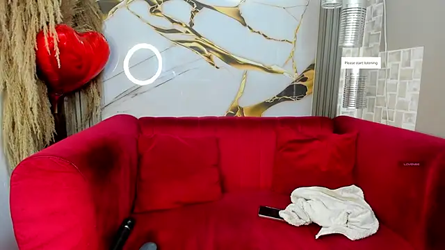 Snapshot of Bella_williamss_ chatting on 04.22.26 Bella williamss online show from 04.22.26