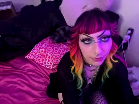 ChrryFoxx online show from 11.13.25