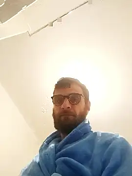 Snapshot of sebik122 chatting on 10.31.25 sebik122 online show from 10.31.25