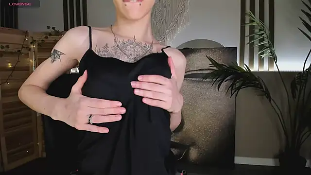 Snapshot of lisbatsyy chatting on 03.12.25 lisbatsyy online show from 03.12.25