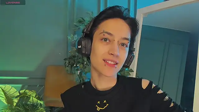 Snapshot of lisbatsyy chatting on 03.15.25 lisbatsyy online show from 03.15.25