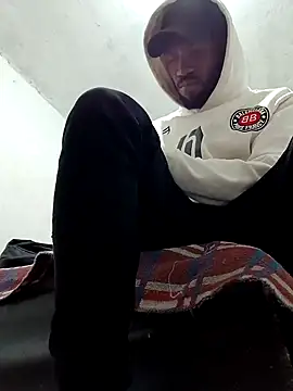 Snapshot of aventuraparatiM_o_r_e chatting on 02.26.25 aventuraparatiM o r e online show from 02.26.25