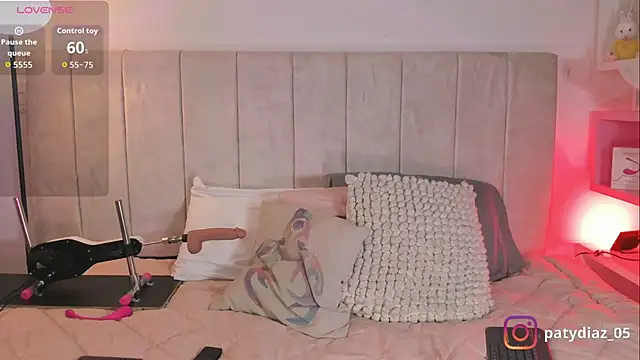 MiiaParker6972 online show from 11.09.25