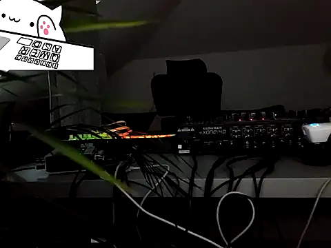 Snapshot of gryzoon chatting on 06.12.26 gryzoon online show from 06.12.26
