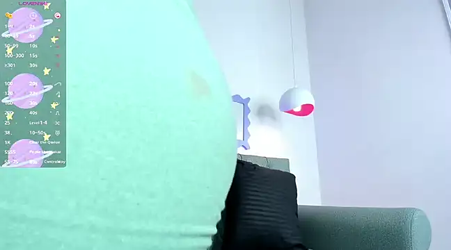 Snapshot of emily_kim chatting on 03.07.25 emily kim online show from 03.07.25