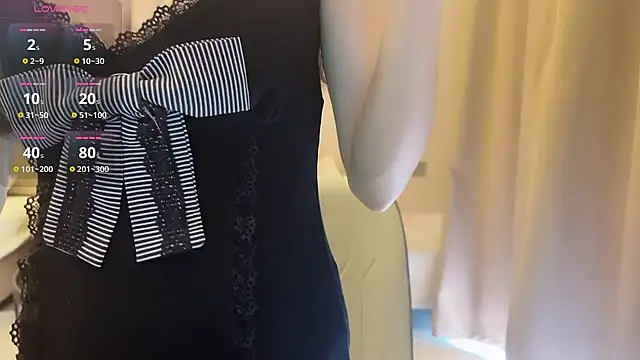 Snapshot of Xiaoxia-Baby chatting on 03.04.25 Xiaoxia-Baby online show from 03.04.25