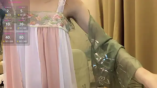 Snapshot of Xiaoxia-Baby chatting on 03.07.25 Xiaoxia-Baby online show from 03.07.25