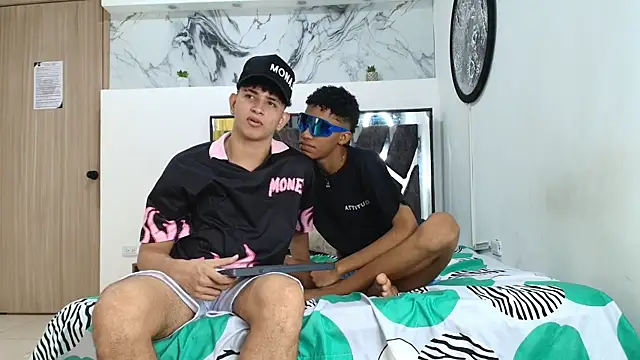 KING OFF BOYS online show from 09.22.25