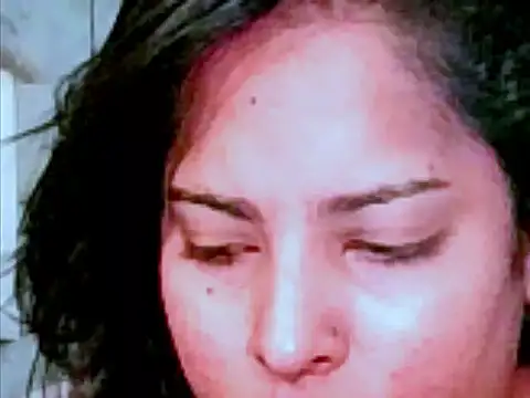 Snapshot of indiantopaz694u chatting on 03.14.25 indiantopaz694u online show from 03.14.25