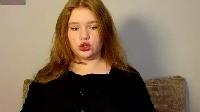 Snapshot of LaseyMoon chatting on 02.19.26 LaseyMoon online show from 02.19.26