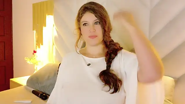 Snapshot of Anaise_latif chatting on 07.28.26 Anaise latif online show from 07.28.26