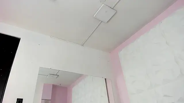 Valeriagomez  online show from 10.21.25