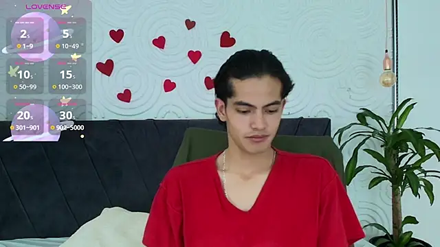 Maximoherrera 16 online show from 04.15.26