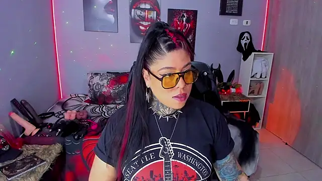 Veronika metal online show from 12.15.25