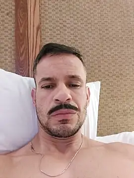 Snapshot of juniortche1313 chatting on 09.20.25 juniortche1313 online show from 09.20.25