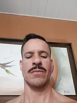 Snapshot of juniortche1313 chatting on 10.19.25 juniortche1313 online show from 10.19.25