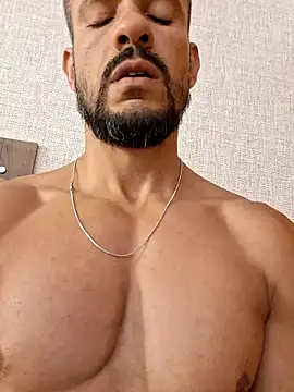 Snapshot of juniortche1313 chatting on 02.23.26 juniortche1313 online show from 02.23.26