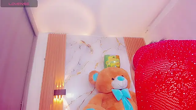 ValeriCardenas online show from 03.16.25