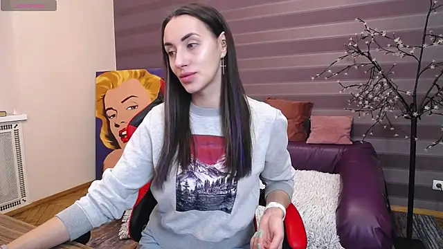 JenniferStone online show from 02.05.25