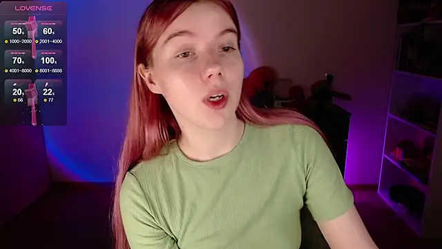 Strawberry juli online show from 11.23.25