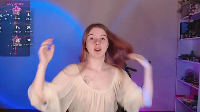 Strawberry juli online show from 03.28.26