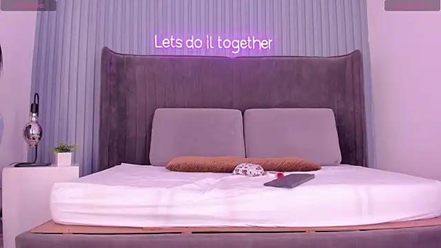 Snapshot of Haily_b chatting on 03.07.25 Haily b online show from 03.07.25