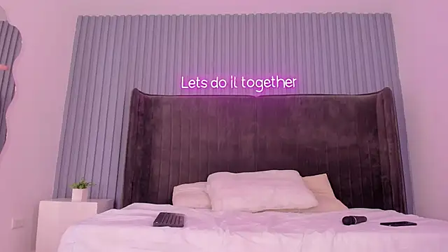 Snapshot of Haily_b chatting on 03.17.25 Haily b online show from 03.17.25