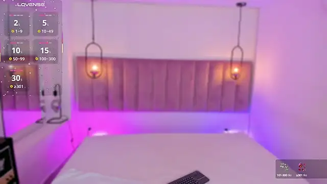 Snapshot of Haily_b chatting on 09.10.25 Haily b online show from 09.10.25