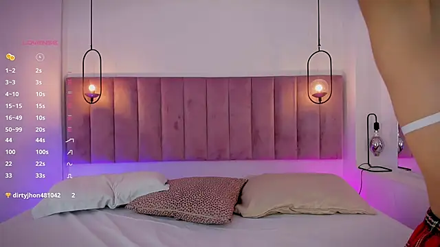 Snapshot of Haily_b chatting on 09.20.25 Haily b online show from 09.20.25