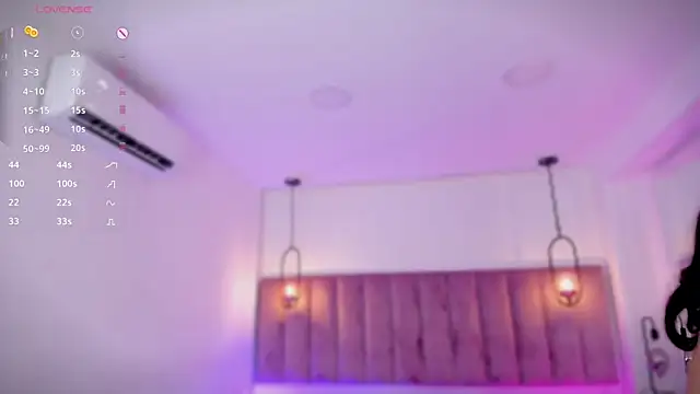 Snapshot of Haily_b chatting on 09.30.25 Haily b online show from 09.30.25