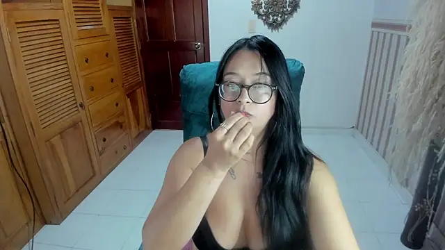 Snapshot of AnnaPerez_ chatting on 01.17.26 AnnaPerez online show from 01.17.26