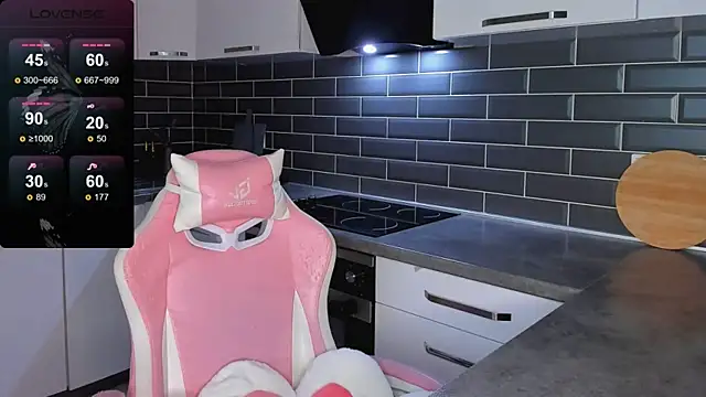 EmmaVictori1 online show from 03.29.26