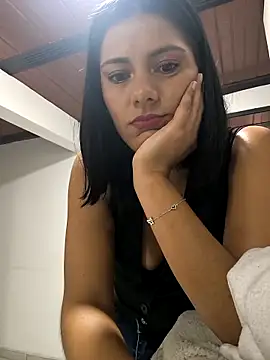Snapshot of miaoconell chatting on 04.20.26 miaoconell online show from 04.20.26