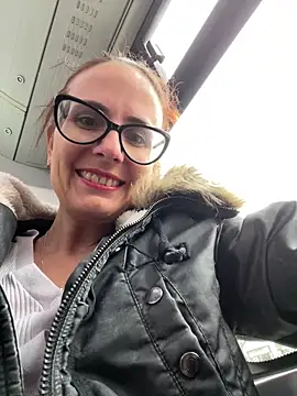 NataKitten online show from 10.26.25