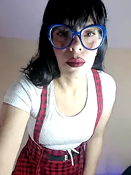 Snapshot of Ali3Martin chatting on 03.04.25 Ali3Martin online show from 03.04.25