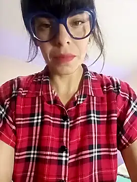 Snapshot of Ali3Martin chatting on 03.06.25 Ali3Martin online show from 03.06.25