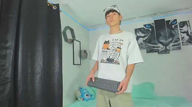 Maxxi hot23 online show from 03.01.25