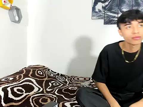 Maxxi hot23 online show from 03.10.25