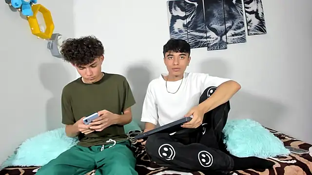 Maxxi hot23 online show from 03.14.25