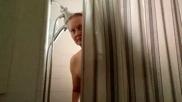 wetnwildforyou online show from 09.13.25